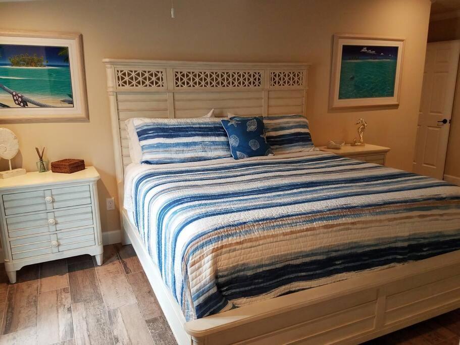 Bahamian Cottage - Heated Pool Walk To The Beach Cocoa Beach Exterior photo